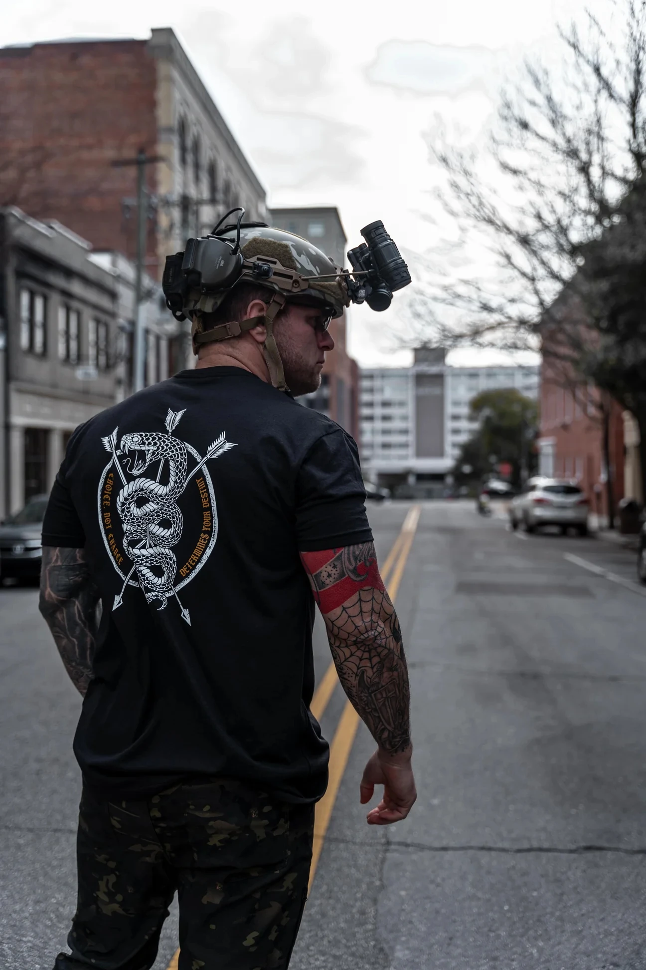 Herrenbekleidung, übergroße taktische T-Shirts, Streetwear, 100 % Baumwolle, lockere Oberteile, atmungsaktiv, modernes T-Shirt für Militärbegeisterte – Detail 6