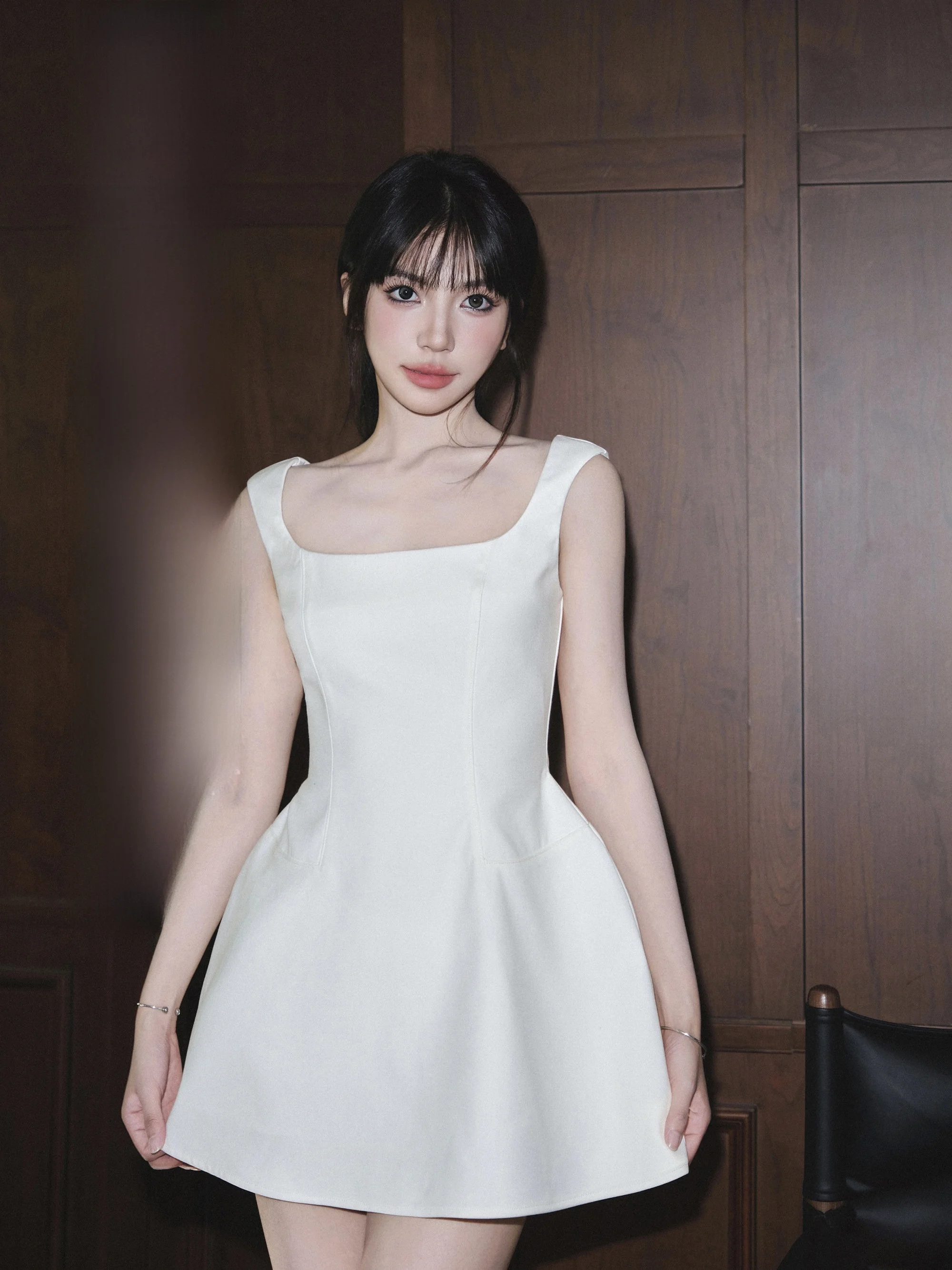 

Ele Tee-Color Hepburn Sle Puffy Design Gown with Strap Polied Slim Fit Waisand Summer Season Women's Dr