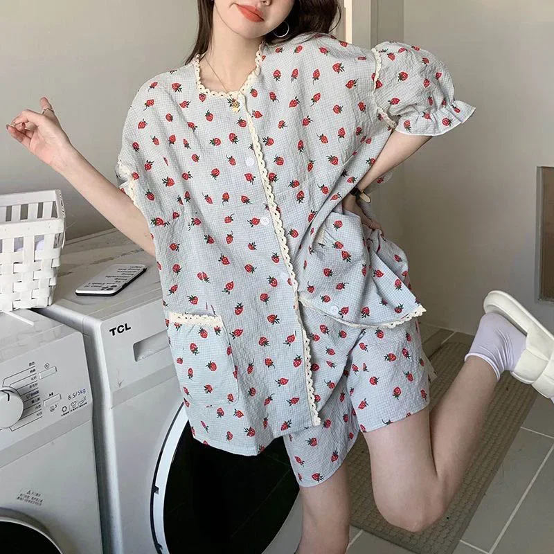 

Strawberry Women Pajamas Sets for Home Summer Ruffles Sleepwear Shorts Sleeve Lace 2 Pieces Night Wears Korean Home Suit 2024