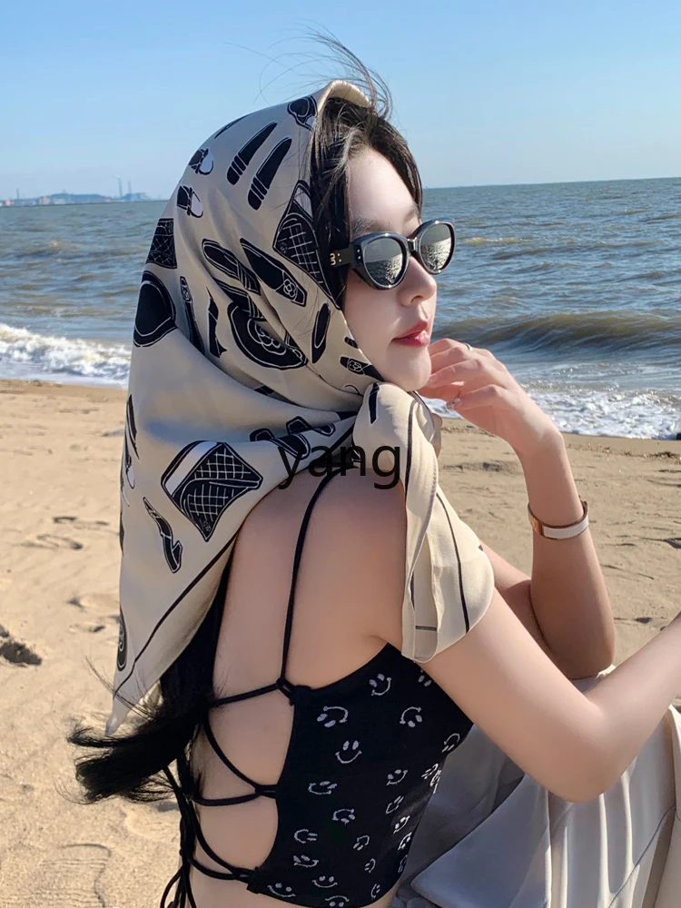LMM light luxury small square scarf, silk scarf, women's tied headband, summer high-end sense bag, headscarf, triangular scarf.