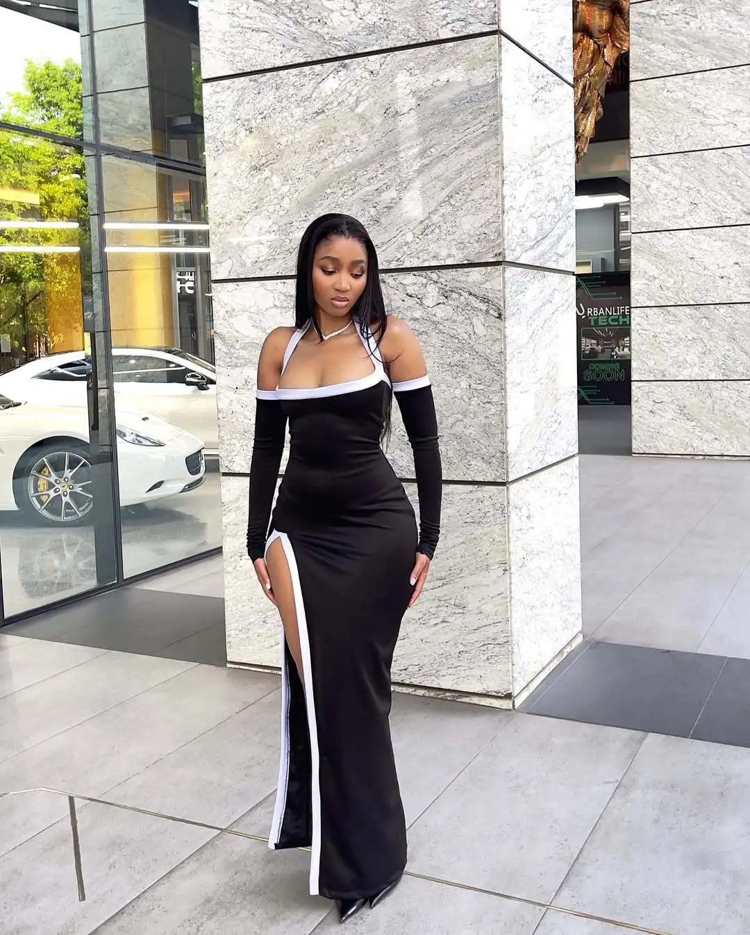 Y6063 レディース ホルターネック 長袖 ハイサイドスリット ボディコン ミディ丈 マキシ丈 ロングドレス 2025 誕生日 休暇 セクシー パーティー ドレス