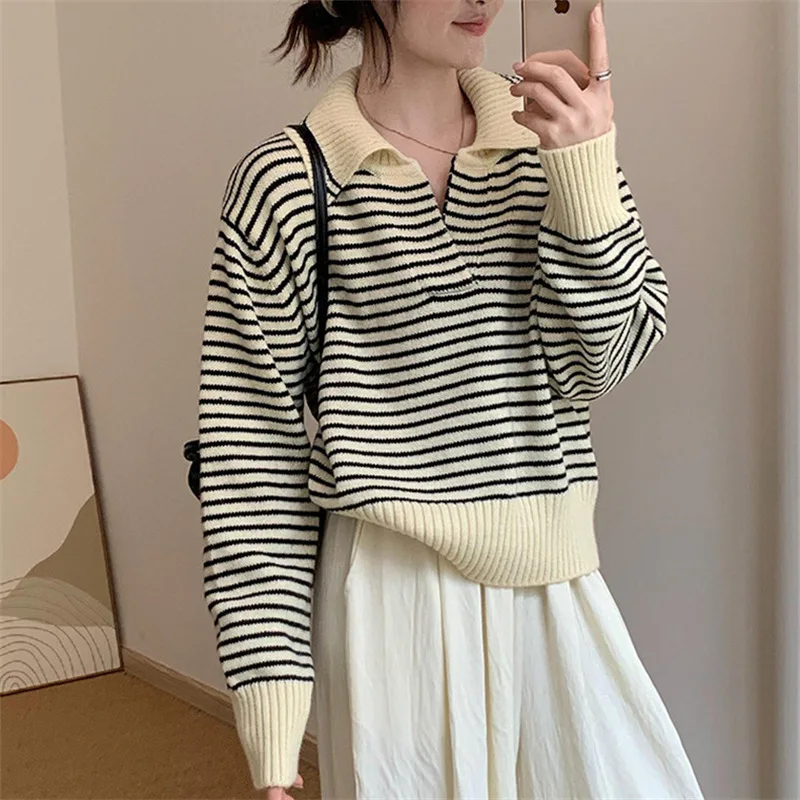 

2025 Autumn/Winter Korean Fashion New Women's Elegant Knitted Striped Wool Hoodie Half Open Polo Collar Cashmere Sweater Jumper