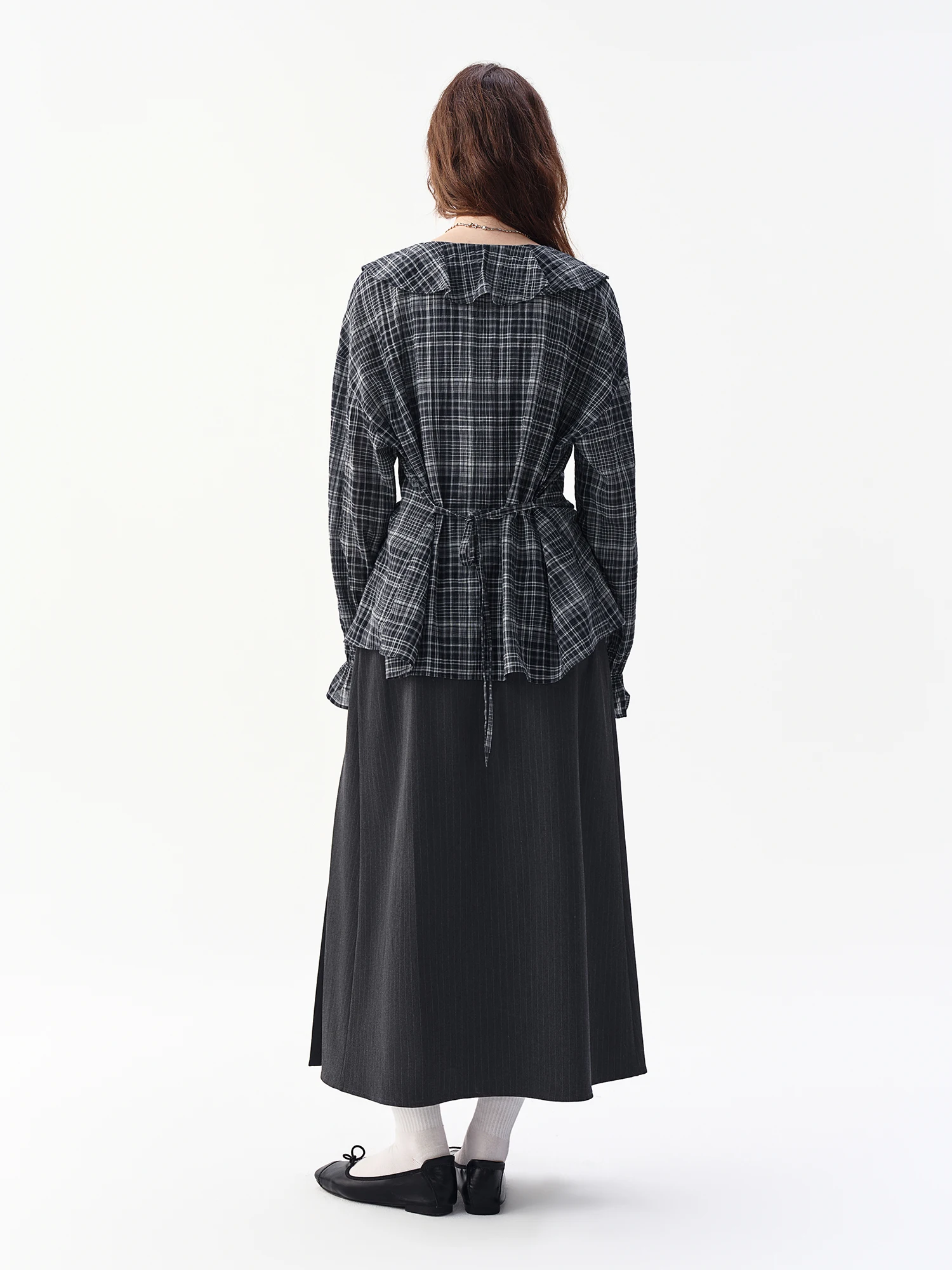 DUSHU 2026 Fall Women's V-Neck Plaid Long Sleeve Blouse with Ruffle Trim and Drawstring Waist - Fashion Forward Office Wear