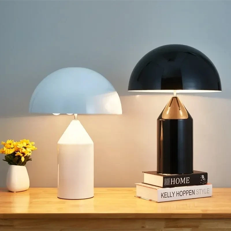 

Nordic Atollo Table Lamp Bedroom Bedside Designer Living Room Luxury Study Metal Mushroom Shade Classic Desk Lights Decoration