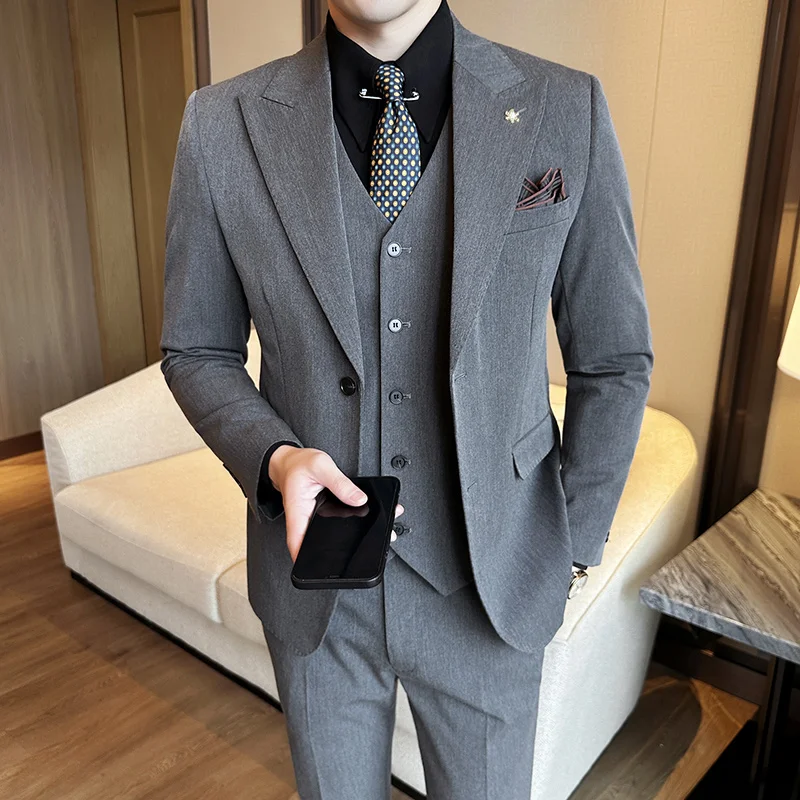 (Blazer + Vest + Trousers) 2024 New Men Formal Business Solid Suit 3 Pieces Set Italian Style Luxury Wedding Social Party Tuxedo