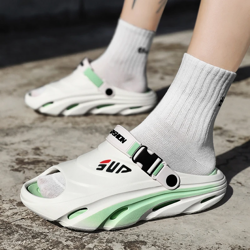 

Slippers Men Summer Hole Shoes Garden Shoes Flip-flops Fashionable Casual Non-slip Wear-resistant Soft Sole Outdoor Sandals