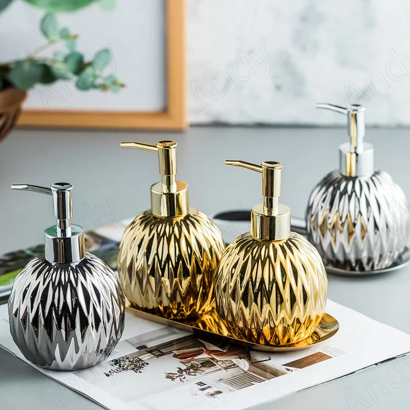 Gilded Ceramic Soap Bottle Ripple Relief Decorative Desktop Body Wash Container European Hotel Creativity Bathroom Accessories