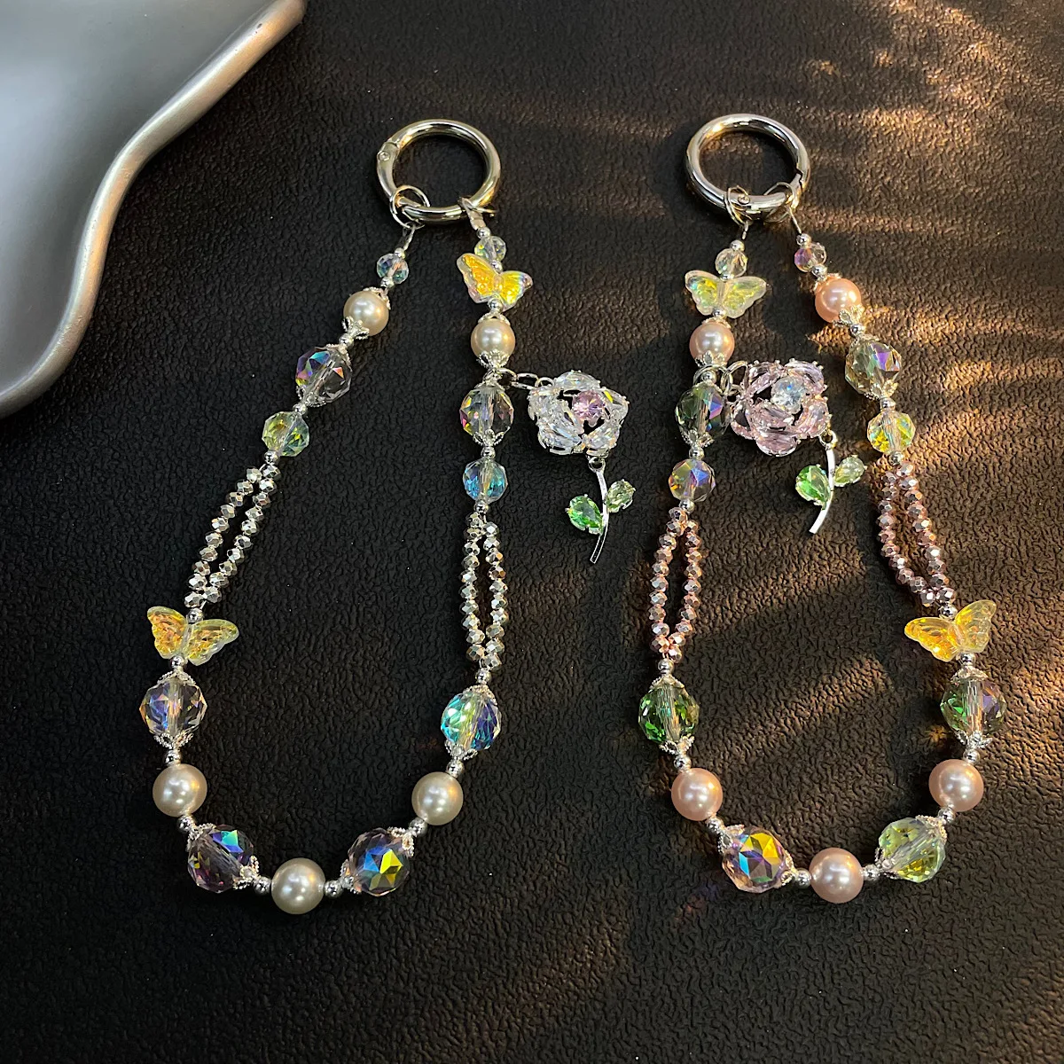 

Mobile Phone Chain Hanging Wrist Crystal Flower Pendant Mobile Phone Hanging Rope Light Luxury High-end Feeling Pearl For iPhone