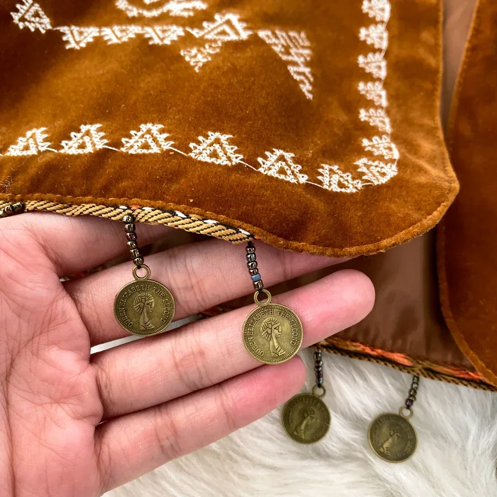 Damskie topy na ramiączkach w stylu bohemy, dzianinowe, z dekoltem w serek, bez rękawów, w stylu indie folk, kamizelka dla kobiet, vintage, na lato, uniwersalne.