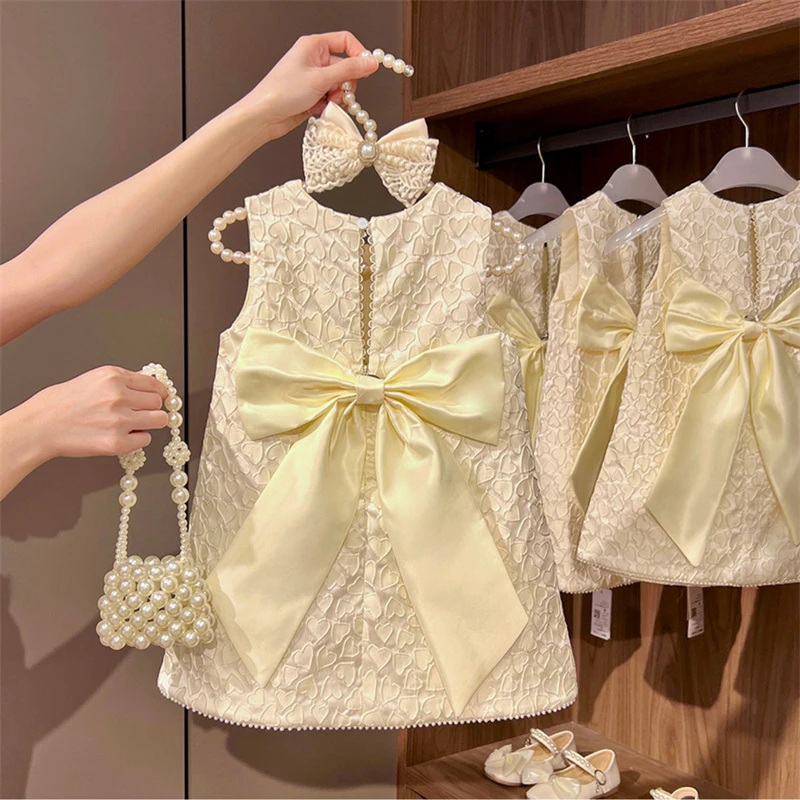 Toddler Baby Girls Classic Dresses Kids Heart Elegant Wedding Princess Party Dress Children Birthday Baptism Formal Clothing