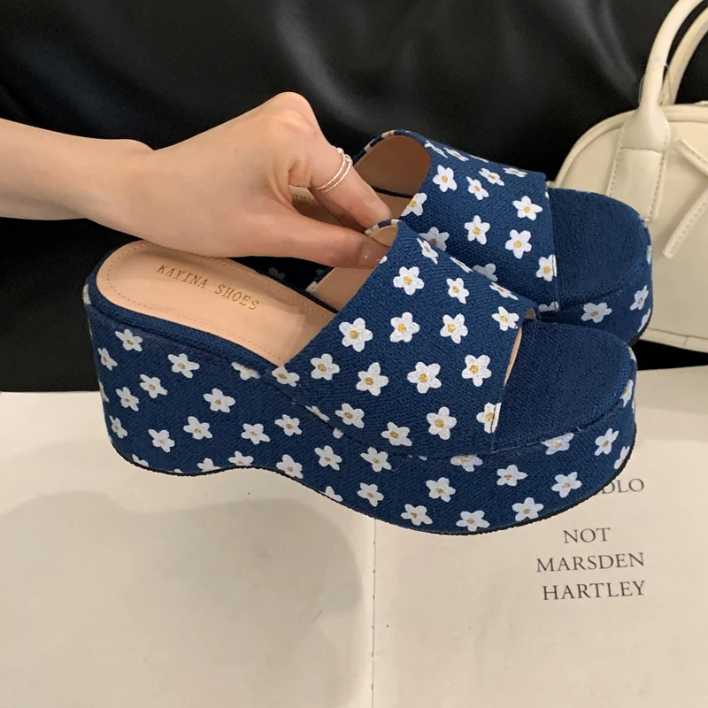 

Blue Heels Sandals Women Slippers Beige Flowers Platform Chunky Heels 9cm Sandals Summer Ladies Shoes Zapatos De Mujer 2025