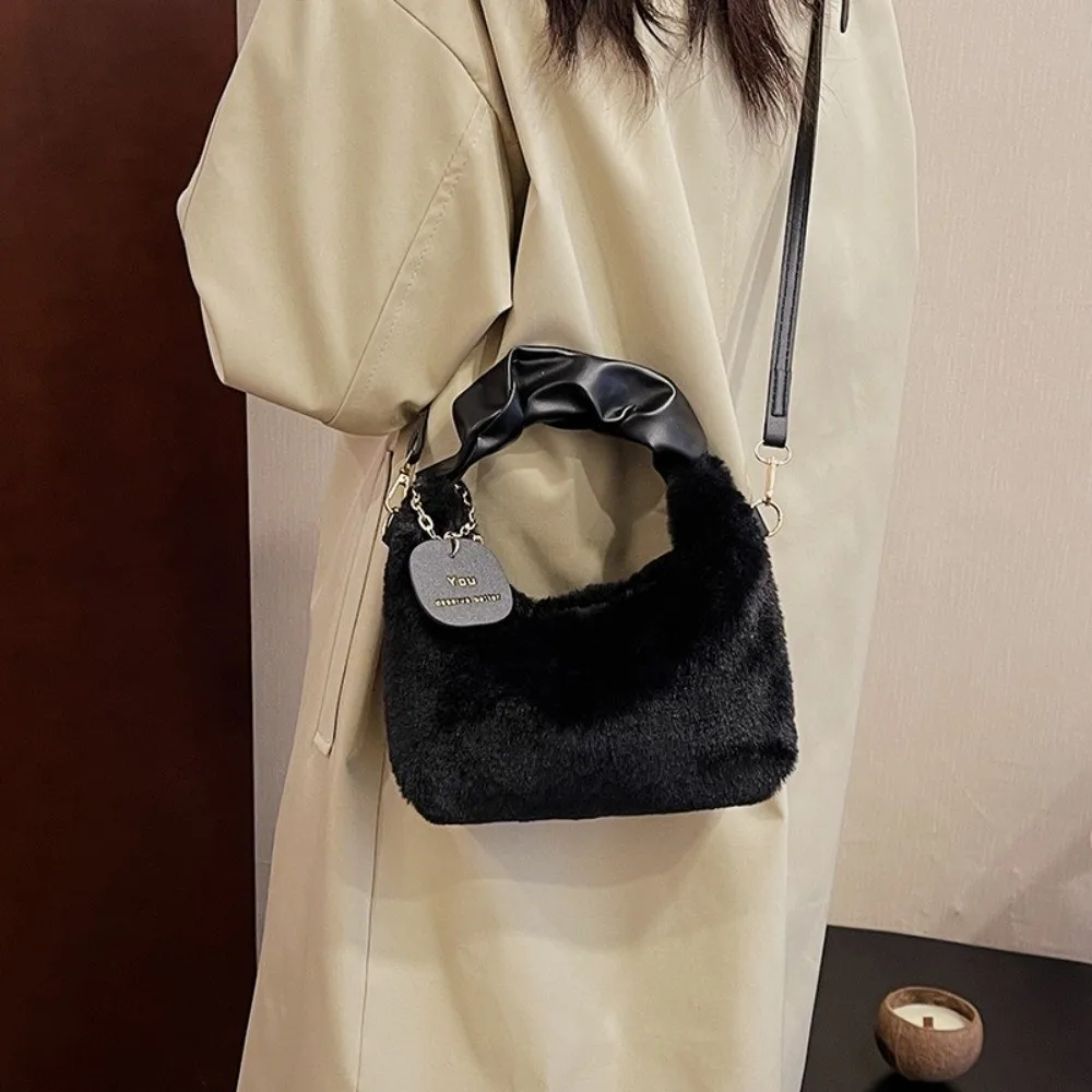 Casual Faux Fur Shoulder Bags Small Adjustable Shoulder Strap Half-Moon Tote Bags Solid Color Crossbody Hobos Bags Winter