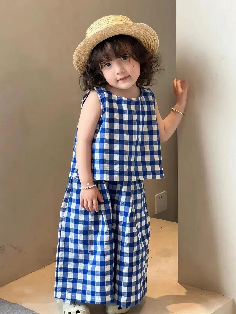

Летняя хлопковая клетчатая рубашка без рукавов для маленьких девочек + комплекты укороченных брюк, детский спортивный костюм из 2 предметов, детская одежда, От 2 до 9 лет