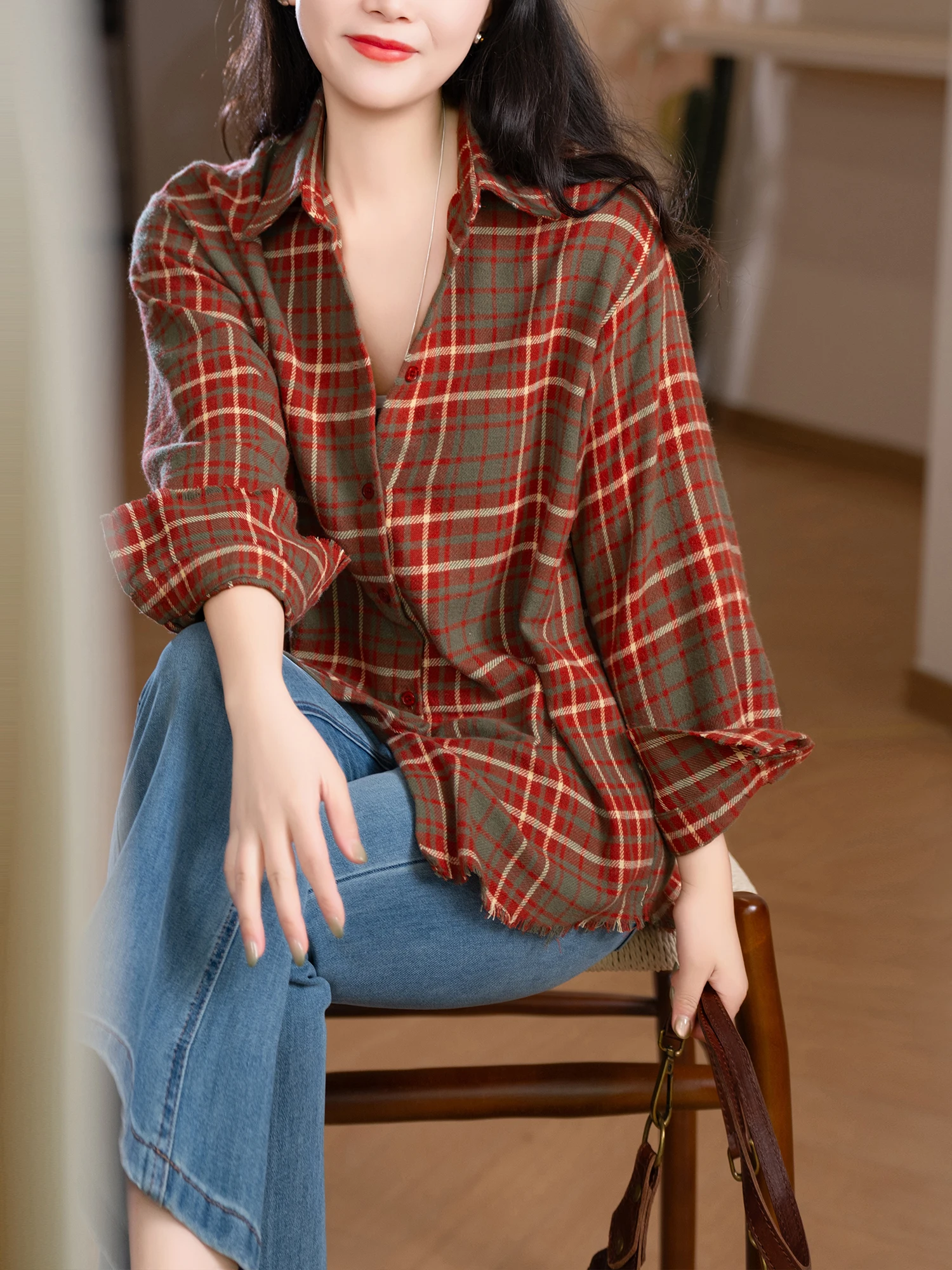 

Retro Tone Heavyweight Flocking Cotton Plaid Shirt Women's Turn-down Collar Casual Loose Fit Breathable Long Sleeve Shirt