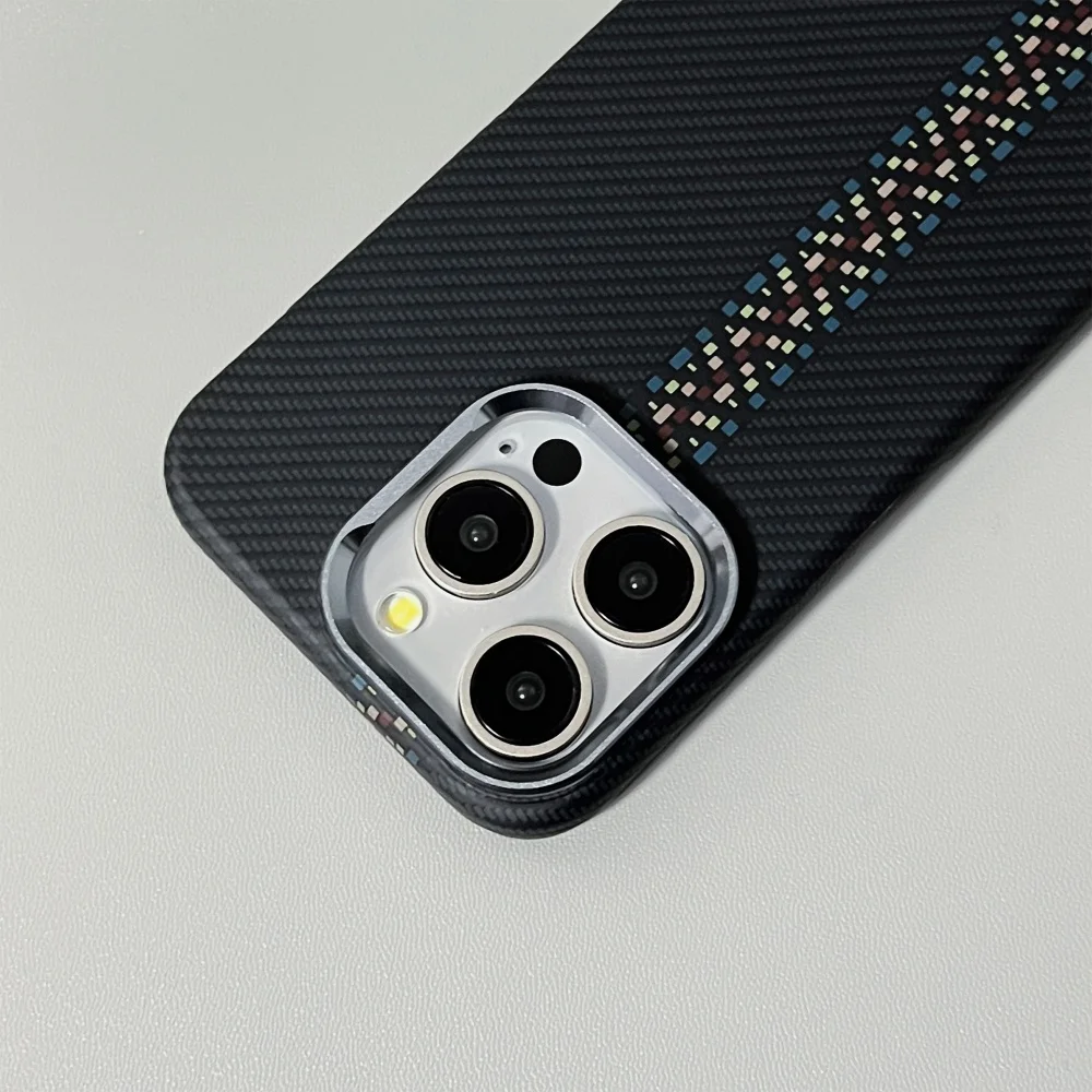 Luxuriöse Carbon-Faser-Slim-Hülle für iPhone 18 17 13 14 15 16 Pro Max Stoßfeste Legierungs-Kameraobjektivschutz Ultradünne Hartschale – Detail 7