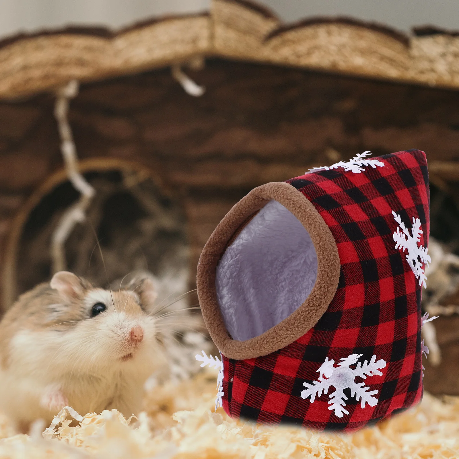 

Warm Cotton Hamster House Chinchilla Den Stuffed Bunny Hedgehog Small Chinchilla House Hideout Pet Accessories