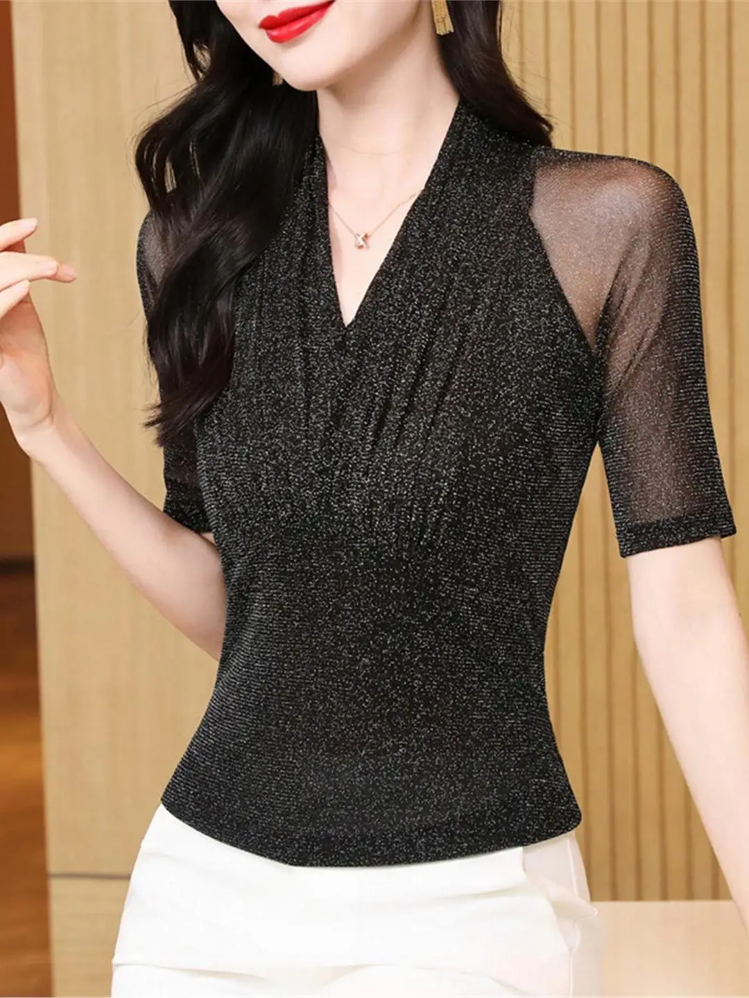 Fashionable Bright Thread Short Sleeve Women's T-shirt Slim Fit V-Neck Korean Style Commute Wear Polyester Spandex Blend