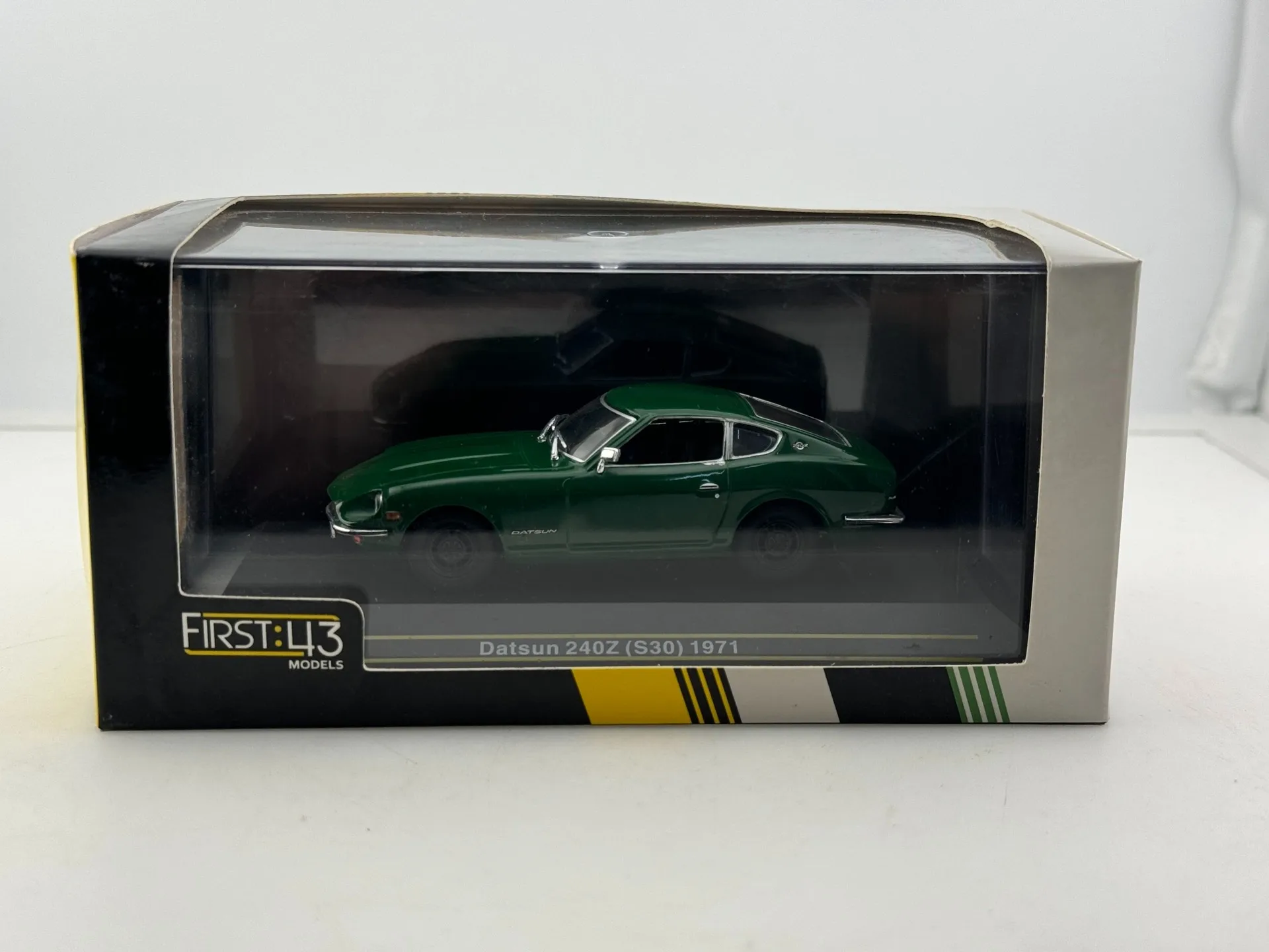 

Литой под давлением First:43 масштаб 1/43 Datsun 240z (S30) 1971, модель автомобиля из сплава, Коллекционная игрушка, подарок, сувенир, украшение для дисплея