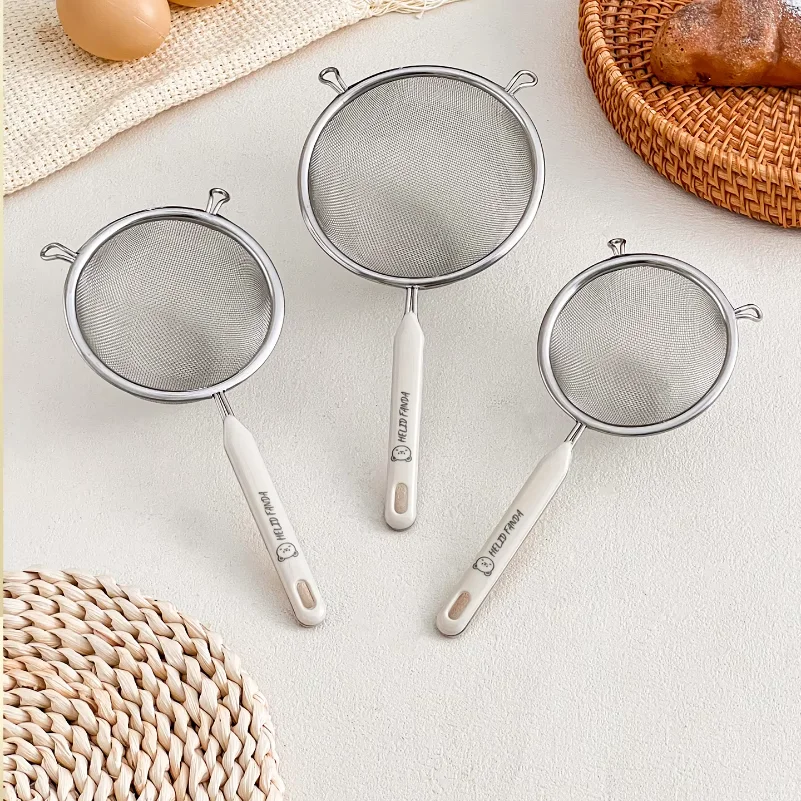 

Durable 304 Stainless Steel Residue Filter With Plastic Handle Fine Mesh Strainer Flour Sieve Oil Skimmer Spoon Kitchen Utensils