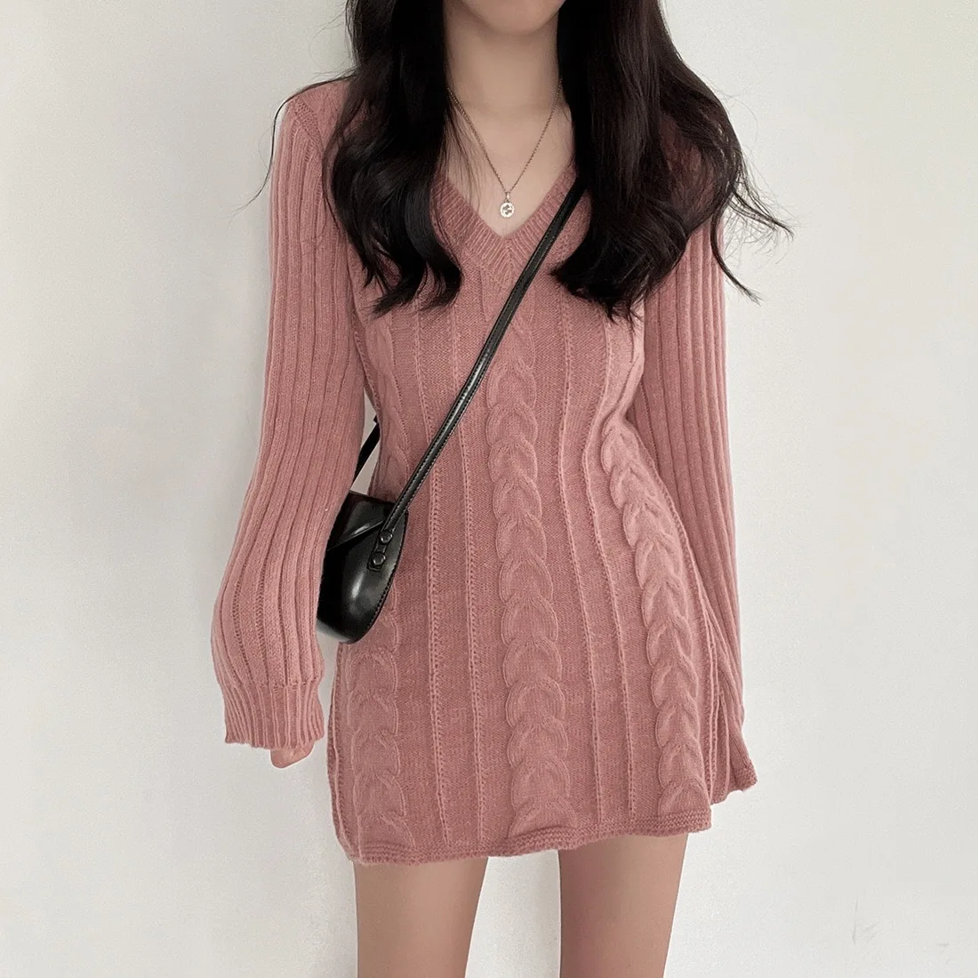 

Корейское вязаное платье с V-образным вырезом для женщин, элегантное, модное, осенне-зимнее, повседневное, 100% акриловое волокно, с длинным рукавом