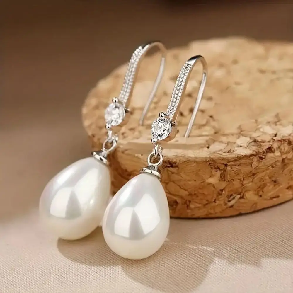 New Temperament Simple Water Drop Shape Simulation Freshwater Pearl Shell Beads Drop Earrings Female Exquisite Ear Jewelry