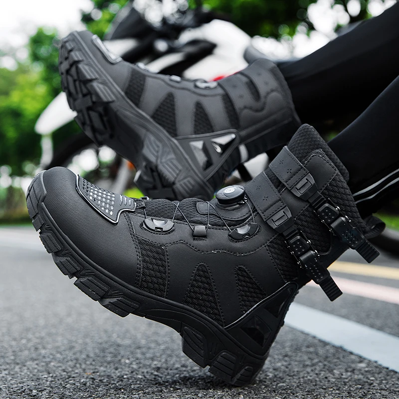 

Men's Motorcycle Boots High Quality Breathable Motocross Shoes TPU Protective Men Motorcycle Shoes Non-slip Motos Riding Boot