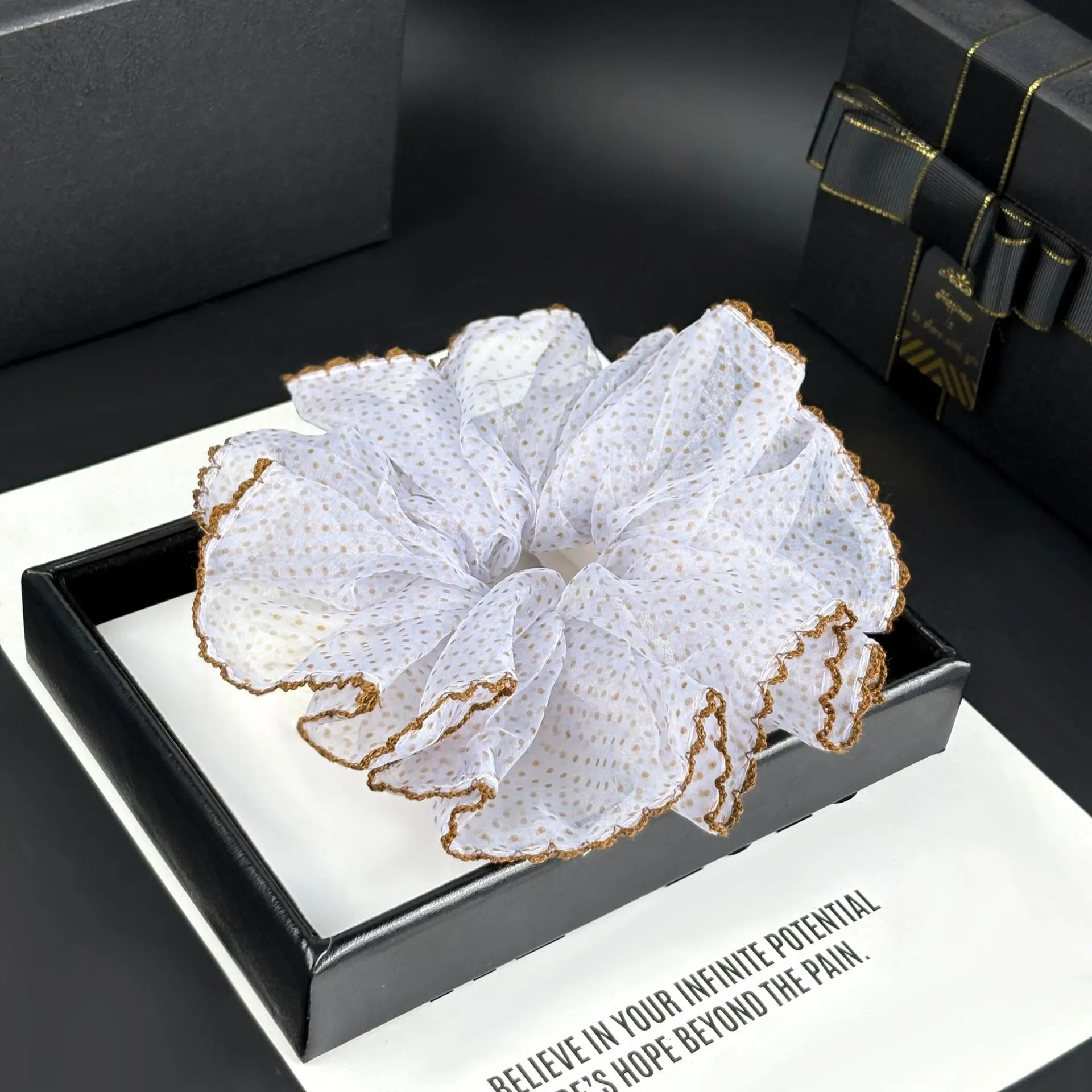 Korean version of niche polka dot mesh edge large intestine ring lace hair band 2026 high-end early spring rubber band headband