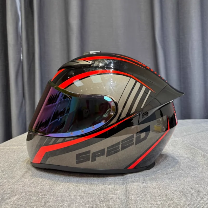 

Глянцевый мотоциклетный шлем в форме акулы с яркими линзами, удобный и удобный для езды на взрослых