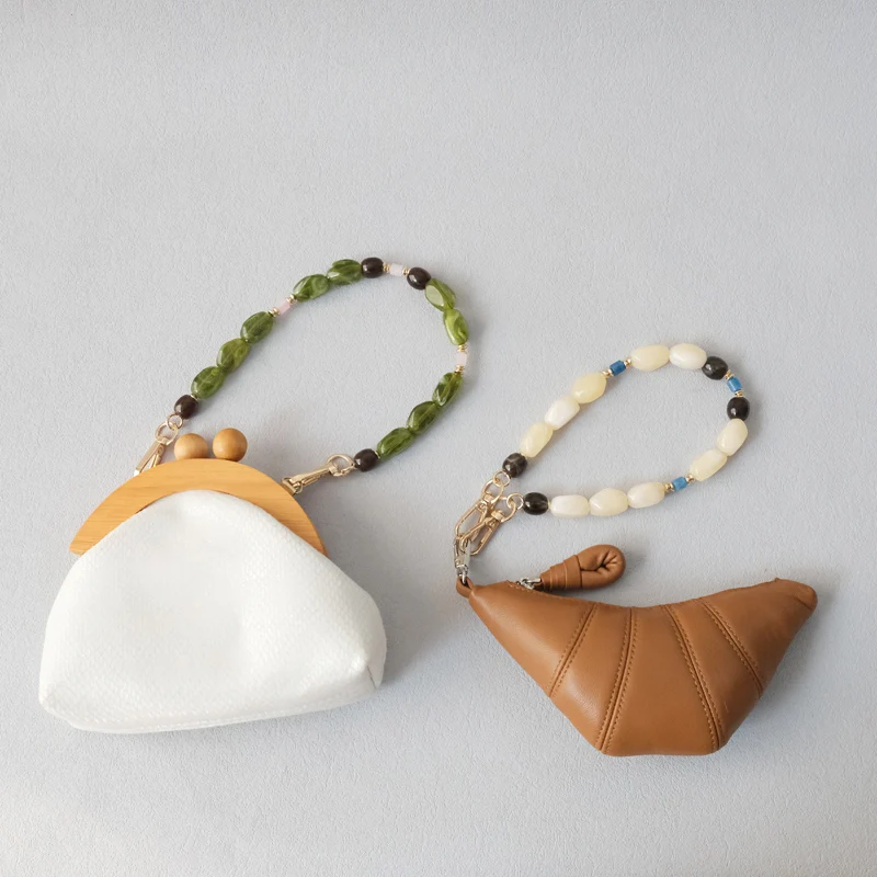 

New Fashion Boutique Woman Bag Accessory Beige Beaded Chains Cute Acrylic Luxury Strap Women Elegant Bag Acrylic Handle Chain