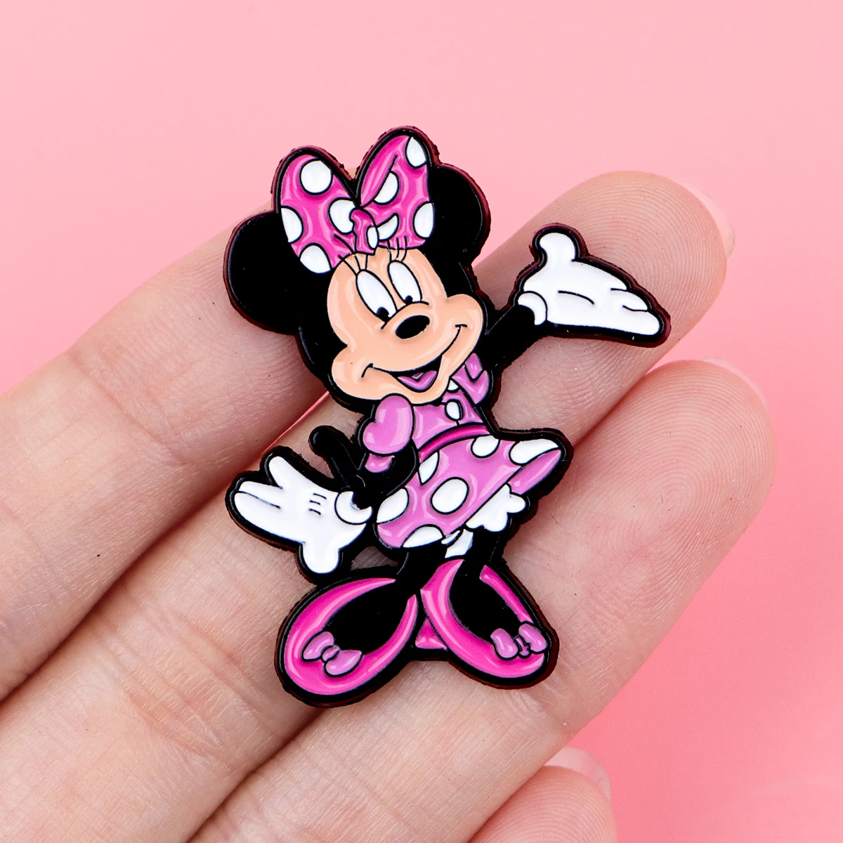 لطيف أنيمي الحيوان غرزة المينا دبوس شخصيات كرتونية بروش التلبيب شارة بدبوس على ظهره الملابس والاكسسوارات الأزياء والمجوهرات هدية