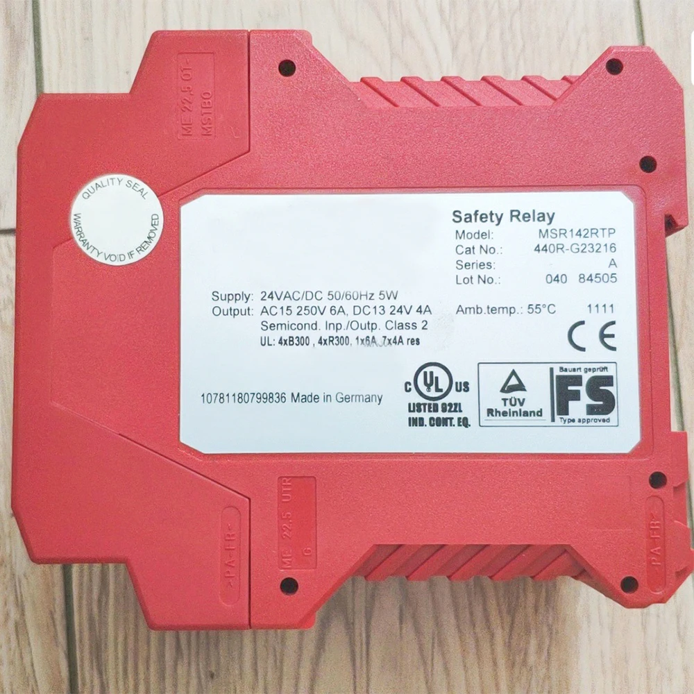 New for 440R-G23216 24V Safety Relay Module in Box