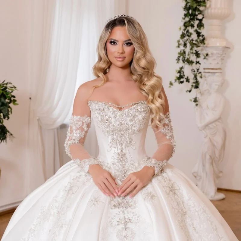 Satin White Appliques Wedding Dresses of Off-Shoulder Beadwork Decal Puff Skirt Decal off-shoulder Bridal Gowns Made Customized
