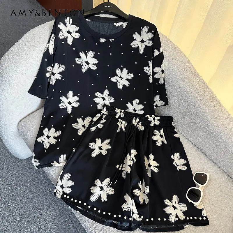 

Новинка лета 2025 года Y2k, черная футболка с короткими рукавами и цветочным принтом из бисера, комплекты из 2 предметов для женщин, свободный повседневный топ и шорты, наряды