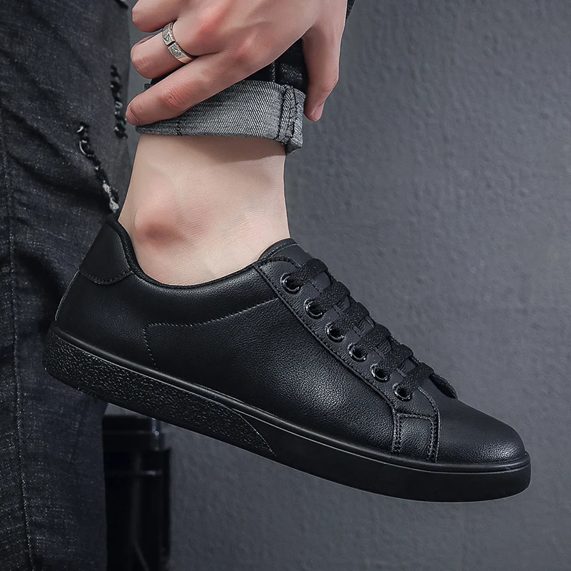 Men Casual White Sneakers 39‑44 Flat Leather Skateboard Shoes Autumn Winter Lace‑Up Breathable Daily Walking Board Shoes Cheap