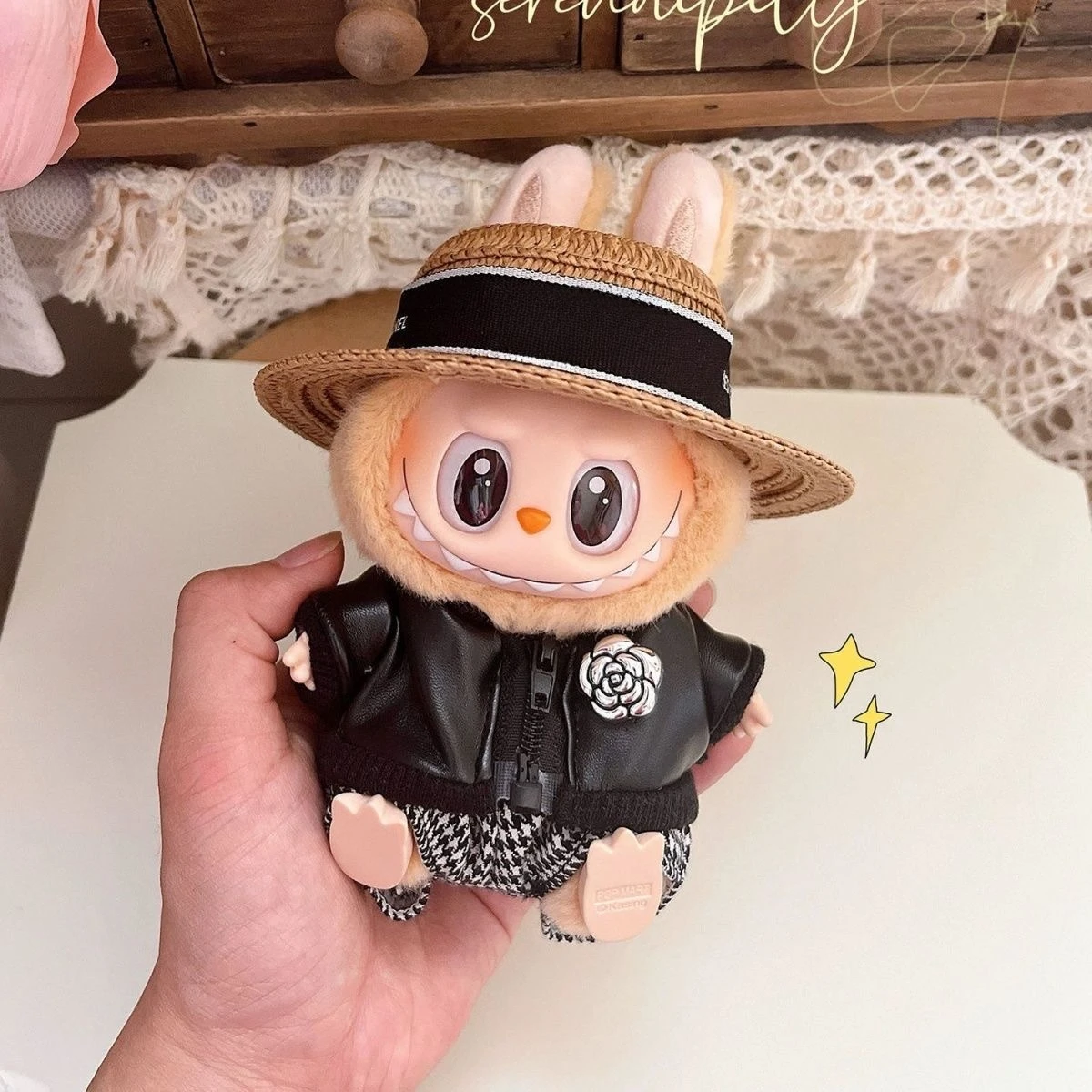 Labubu – vêtements de poupée camélia, veste noire, manteau, pantalon à grille, ensemble de 17cm, vêtements de poupée en peluche, vêtements de poupée idole Labubu I II ﻿