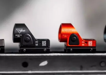 

GEAR Tactical SRO Red Dot Sight - 2.5 MOA, for Hunting Weapons, Reflex Optics Scope, Fits 20mm Railil