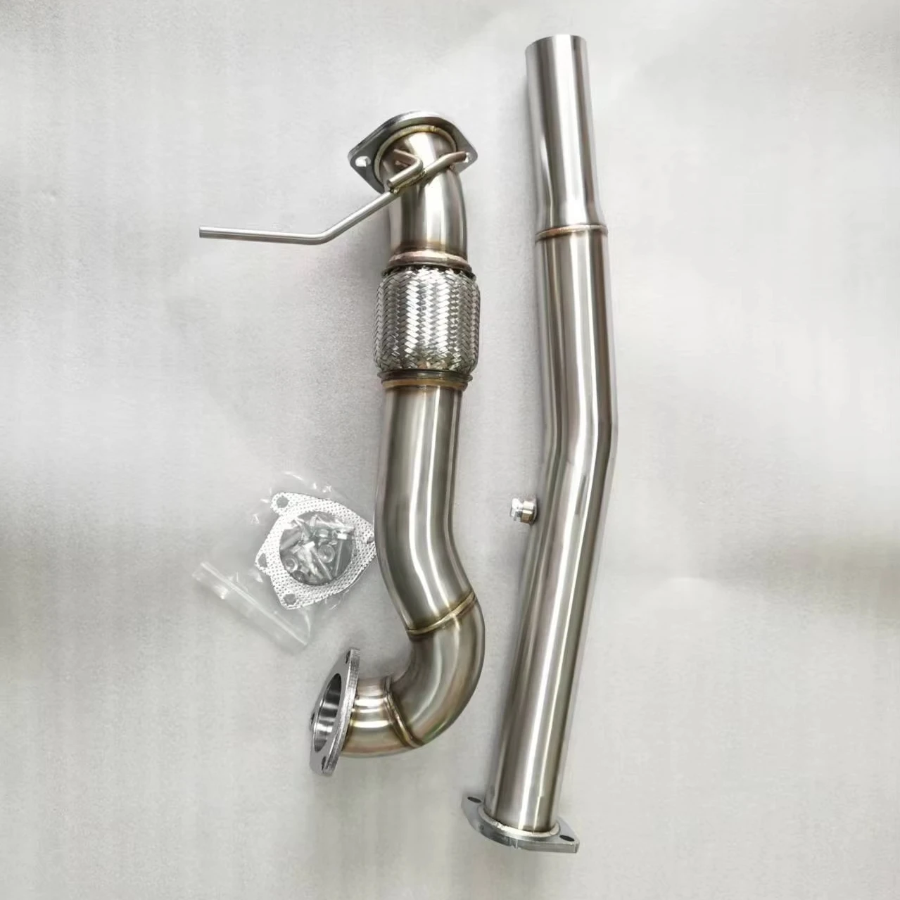

Exhaust Downpipes for AU DI A3 S3 TT SEAT LEON CUPRA R 1.8T