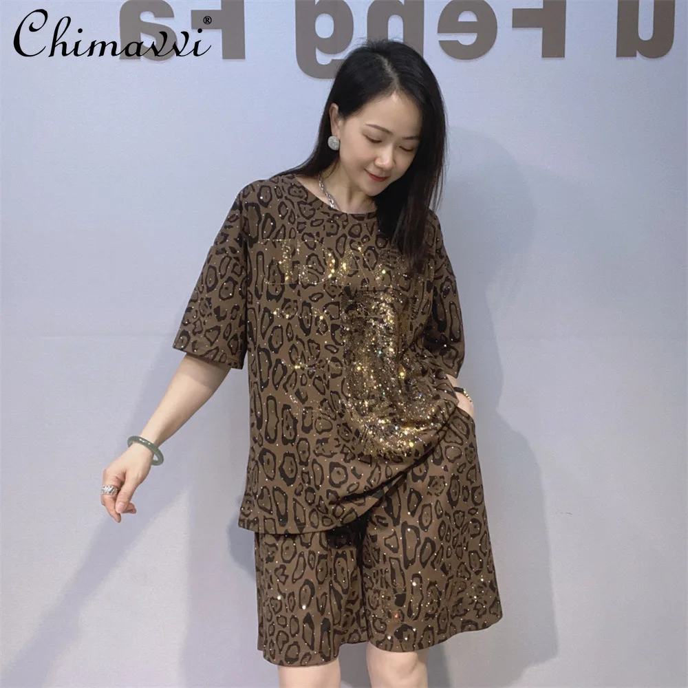 

Fashion Leopard Print Crew Neck Short Sleeve T-shirt and Shorts Two-piece Set Summer New Women's Oversized Streetwear Outfit
