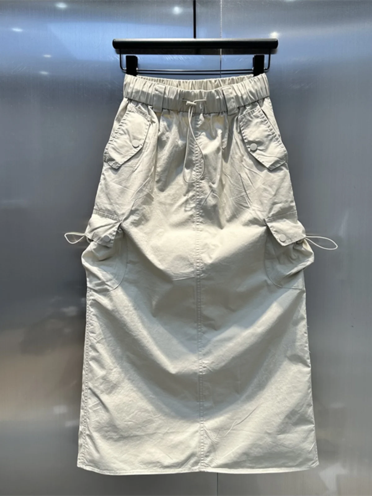 

Summer 2024 High Waist A-Line Skirt Women's Skirt Elastic Waist Dstring Trendy Thin High-End Feeling Workwear Skirt