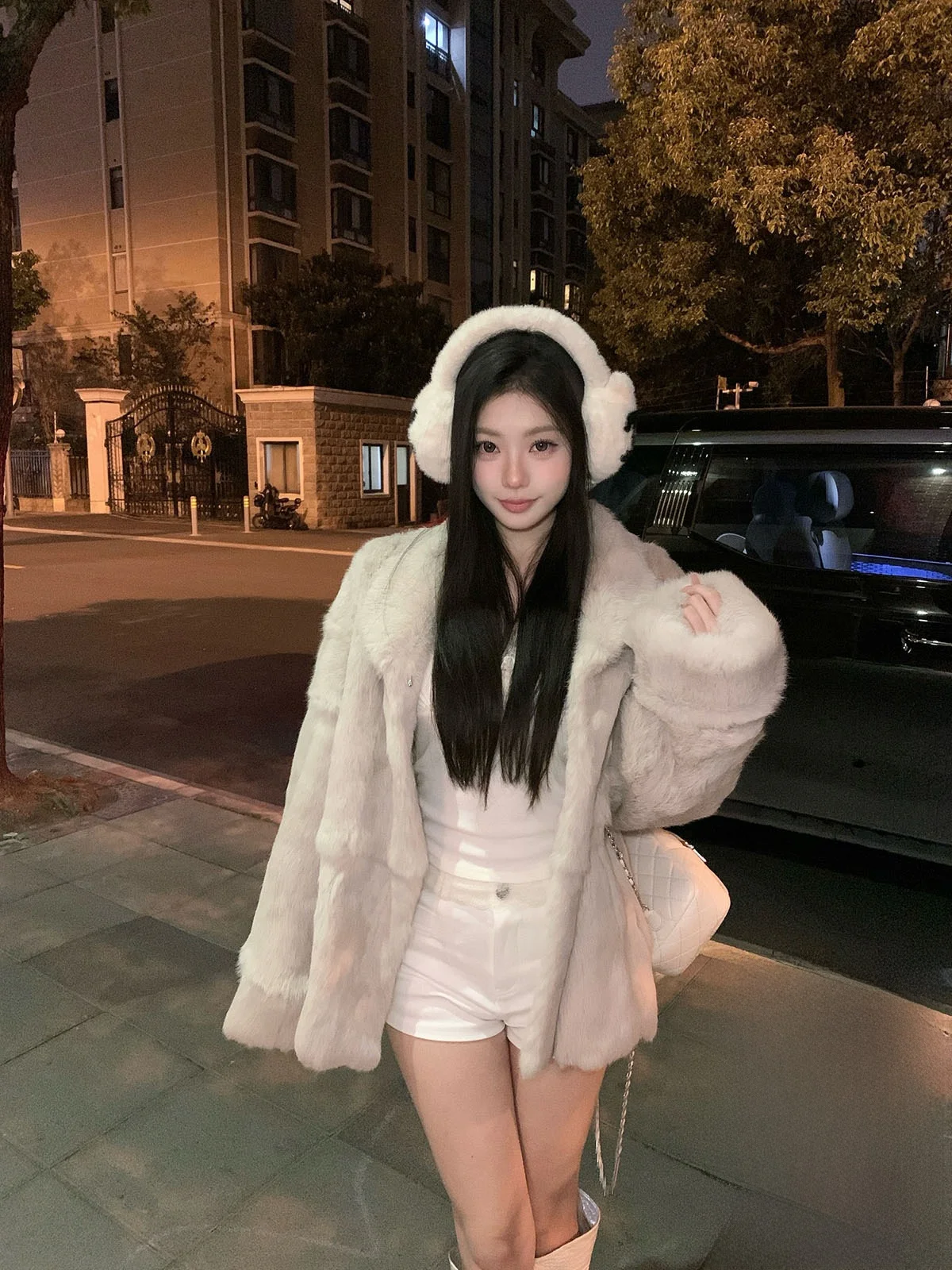 

Kubiliv Soft Light Milk Rabbit Full Real Whole Skin Rabbit Fur Collar Fur Coat Winter Extended Sleeve Fur Outerwear