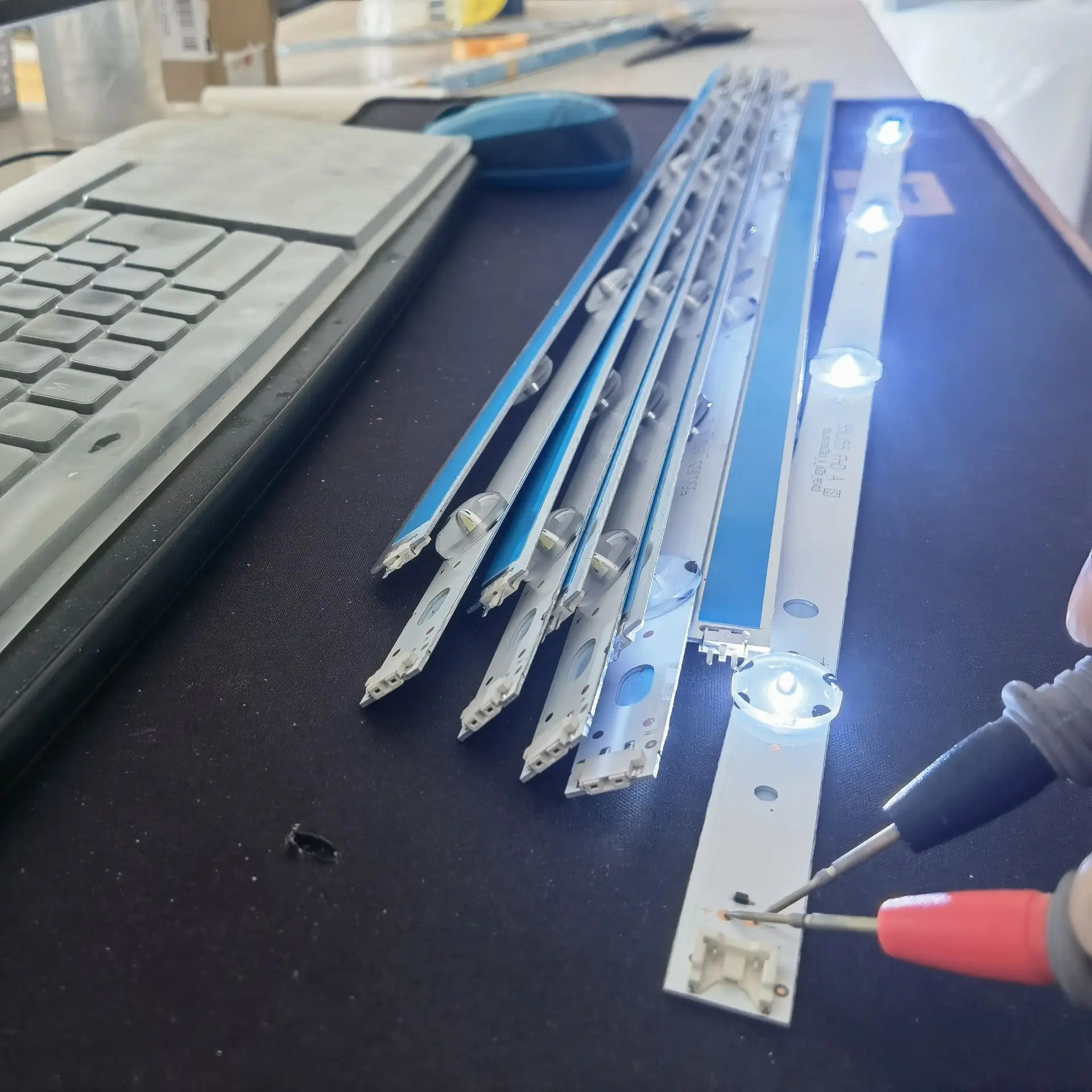 LED Strip For TV KD-55U8G XBR-55X850G V550QWME08 V550QWME06