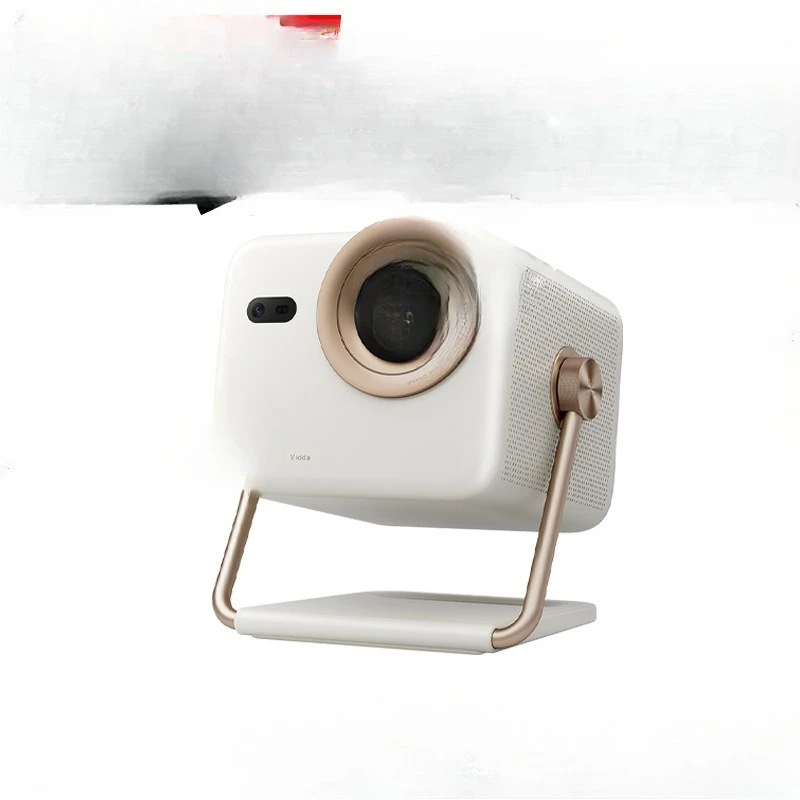4K ultra high definition pure three color projector lossless zoom