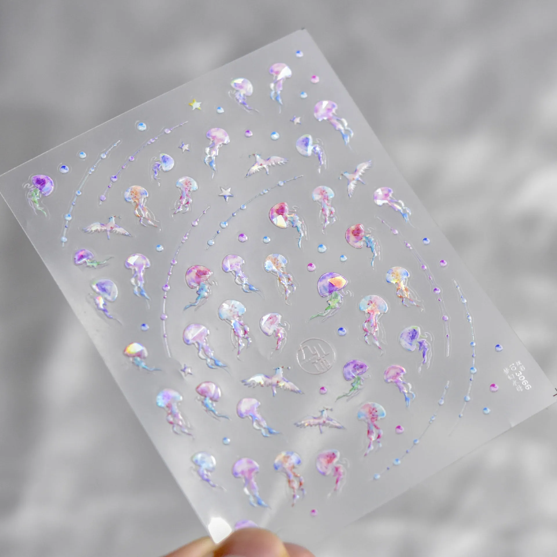 5D Sparkling Jellyfish Fish Nail Stickers High Quality Exquisite Colorful Summer Sea Life Slider Nail Art Decorative Stickers
