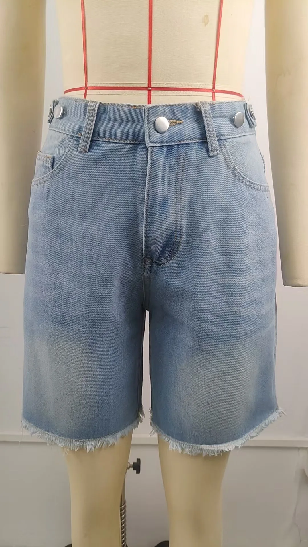 Chic Washed Denim Shorts Women Raw Edge Waist Adjustable Denim Five-point Pants Y2K Short Jeans view 5