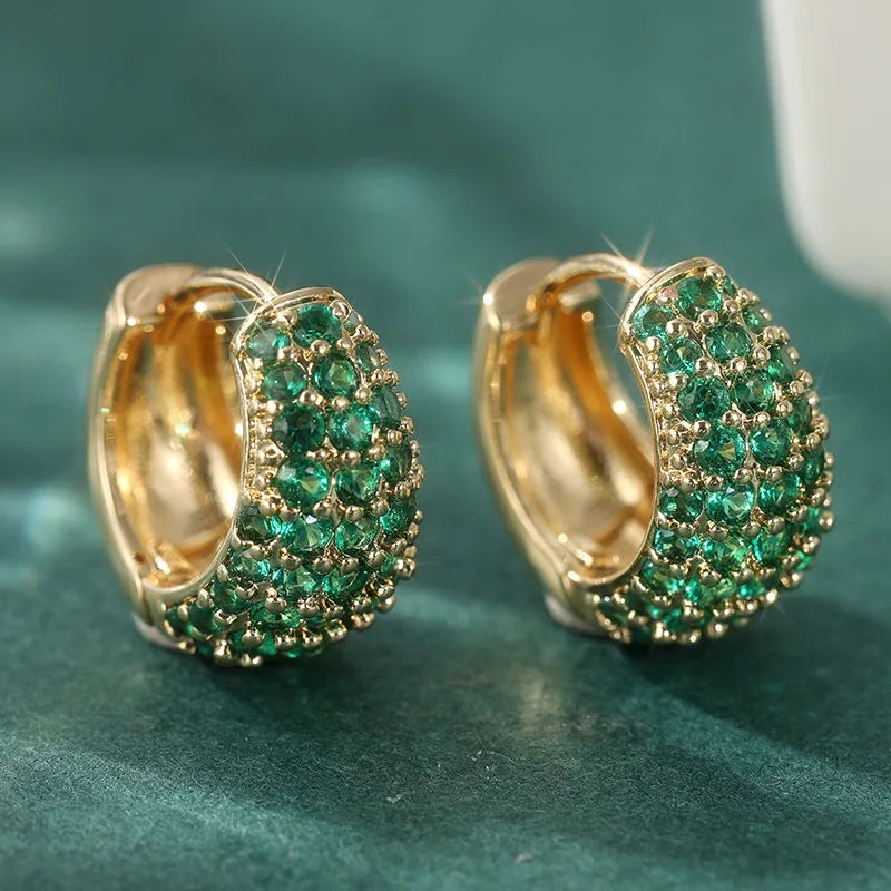Trendige goldfarbene synthetische grüne Zirkon-Creolen für Damen, Vintage, exquisite, schlichte Ohrringe, Alltagsschmuck – Detail 2