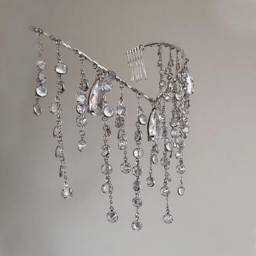 Opaska do włosów z frędzlami z cyrkonii dla kobiet - błyszczący dodatek ślubny do włosów z kaskadowym wzorem, styl księżniczki