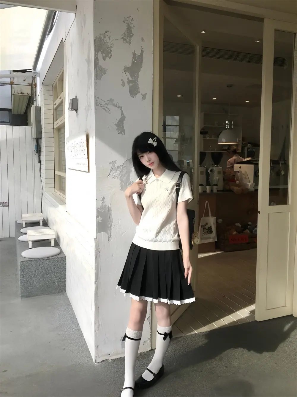 

Summer New Sweet Half-length Skirt Set Women's Fashionable Crew-neck Twist-sleeve Top And Short Skirt Two-piece Ensemble