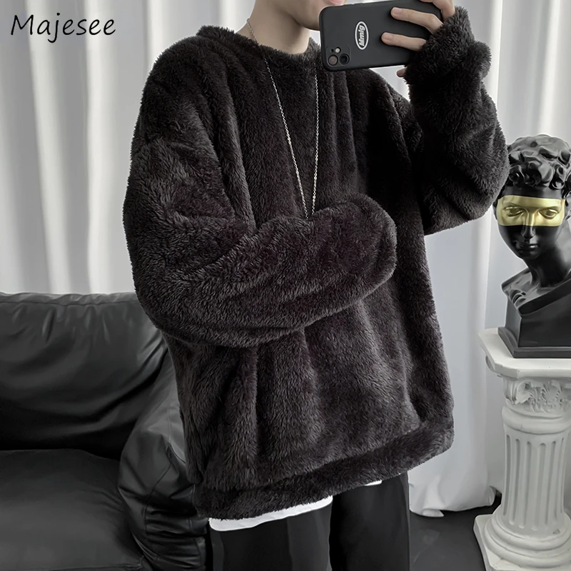 

Hoodies Men Loose Plush Cozy Autumn Winter O-neck Lambswool Thicken Outerwear Ins Male Sweatshirts Korean Stylish Long Sleeve