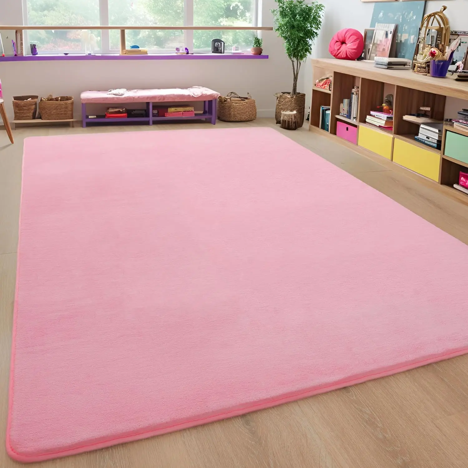 VIKAMA Coral Velvet Rug 6