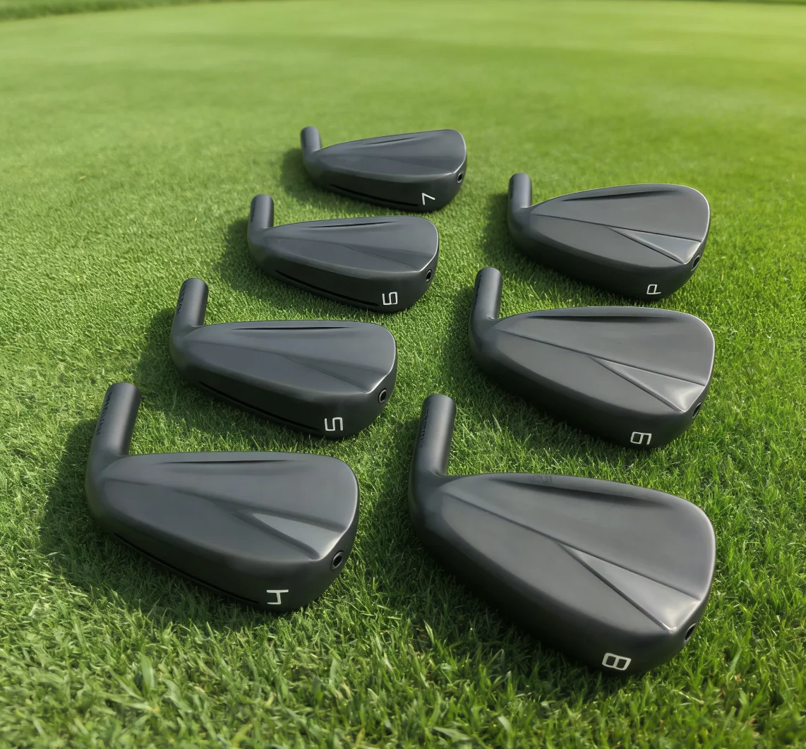 

Brand New Classic Black 770 Golf Irons Set 4-9P 7PCS R/S Flex Graphite/Steel Shaft With Headcover